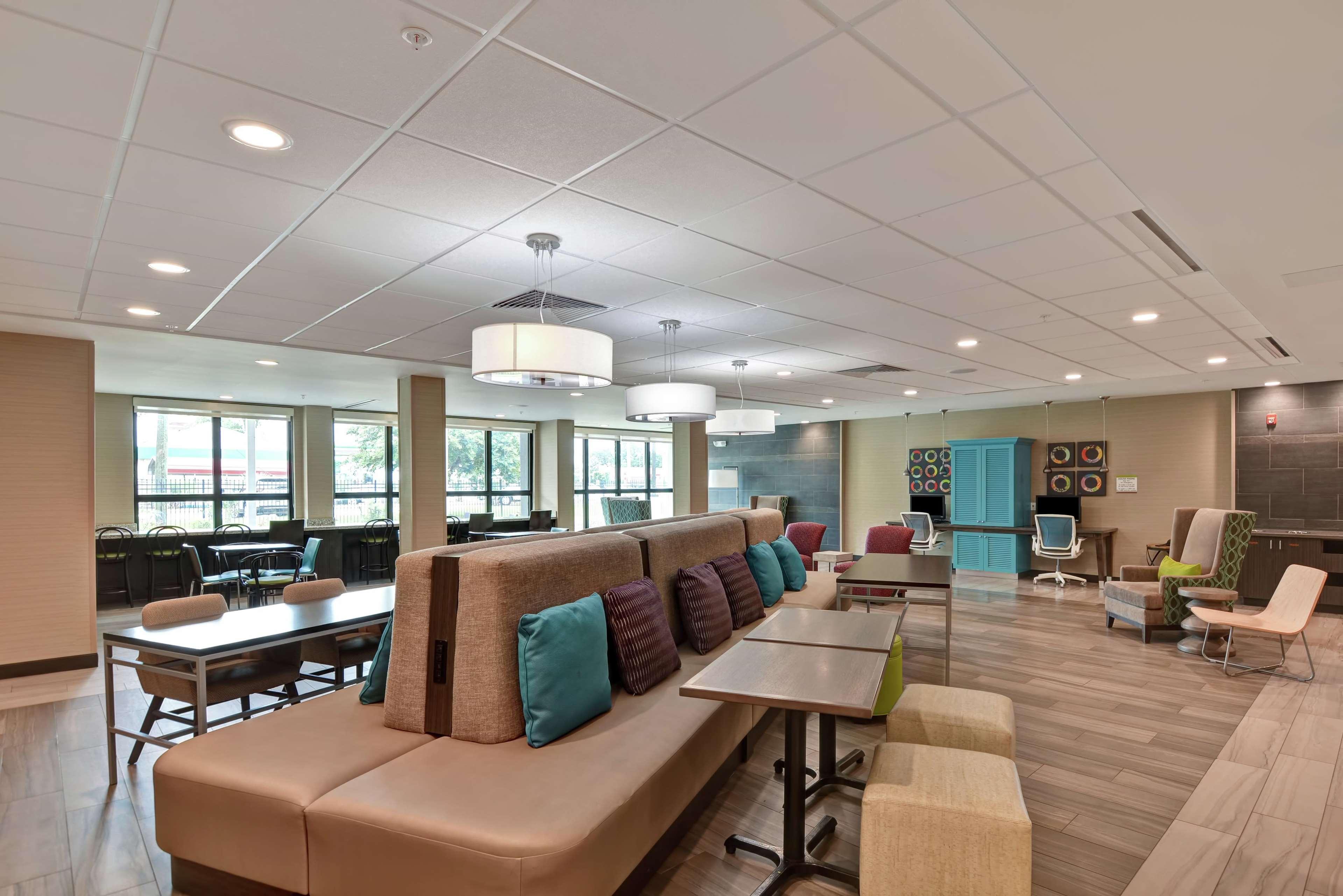 Home2 Suites Pensacola I-10 At North Davis Hwy Bagian luar foto