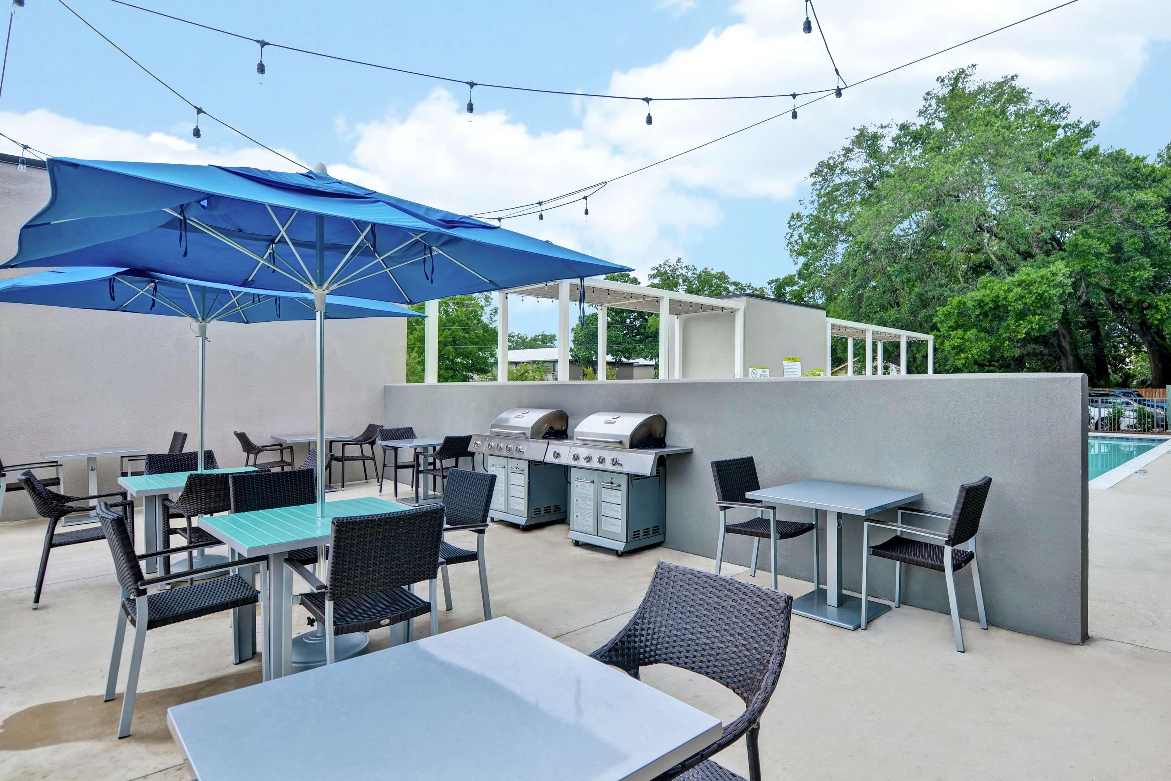 Home2 Suites Pensacola I-10 At North Davis Hwy Bagian luar foto