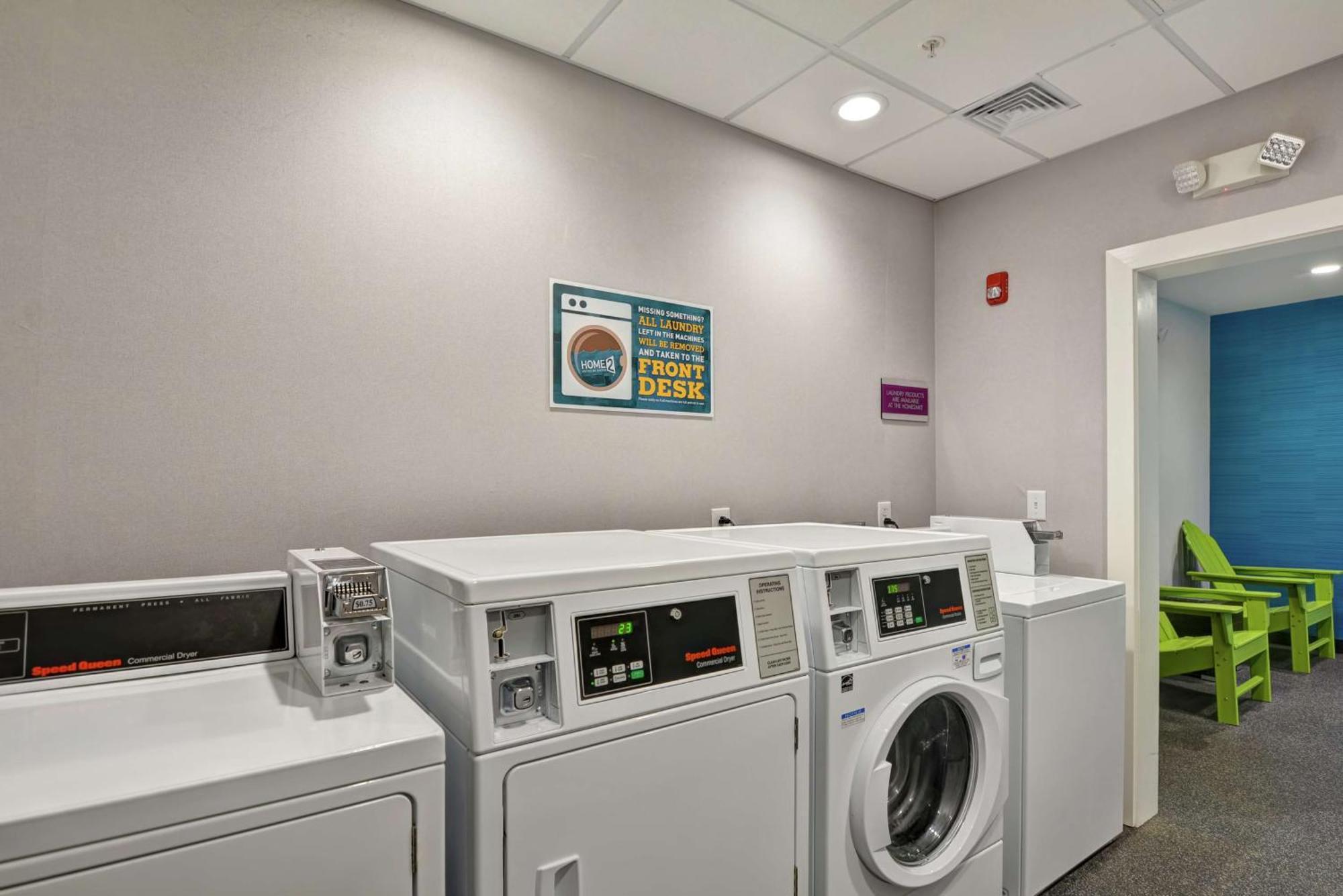 Home2 Suites Pensacola I-10 At North Davis Hwy Bagian luar foto