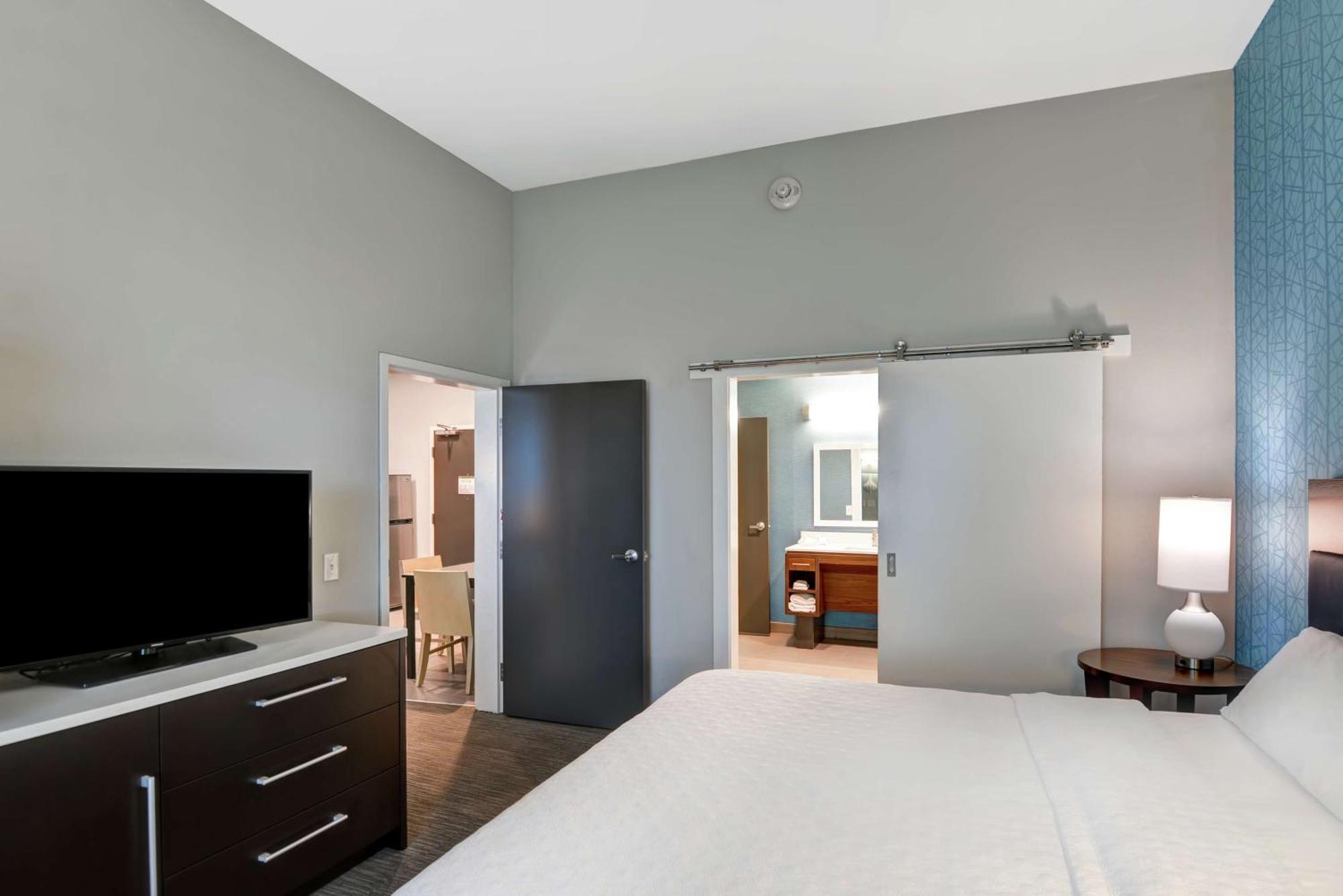 Home2 Suites Pensacola I-10 At North Davis Hwy Bagian luar foto